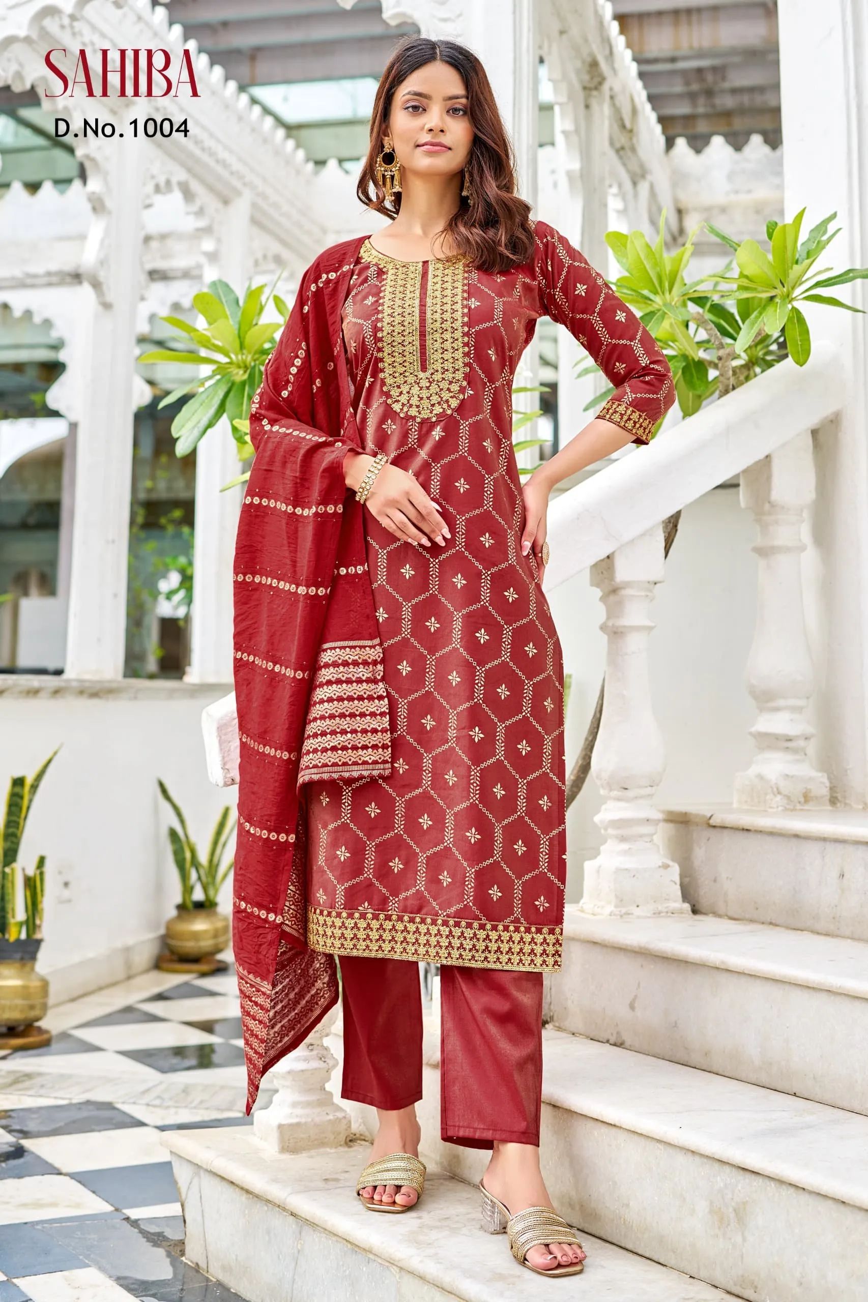 Sahiba Salwar suit With Kurti Pent - Image 5 in Surat